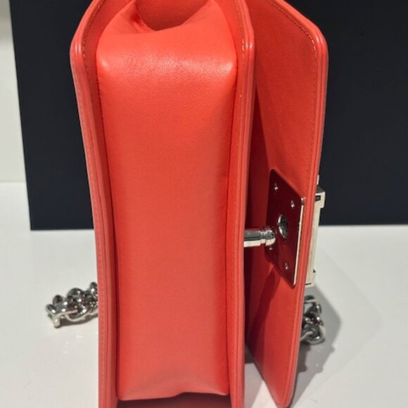 Chanel boy small tweet - Picture 11 of 12